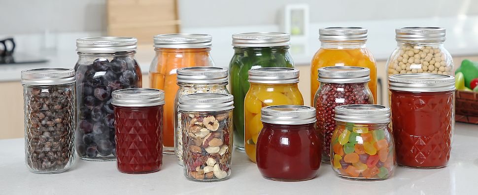 Hurtowa sprzedaż szklanych słoików z pokrywkami